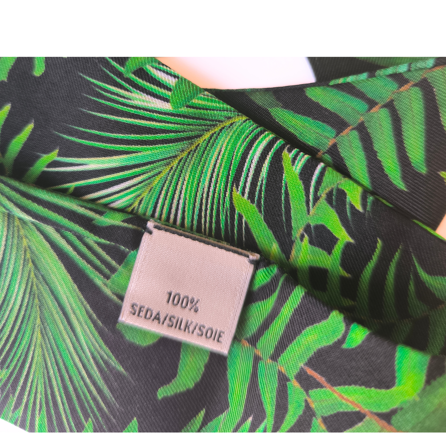 Pañuelo multifunción en seda estilo Twilly