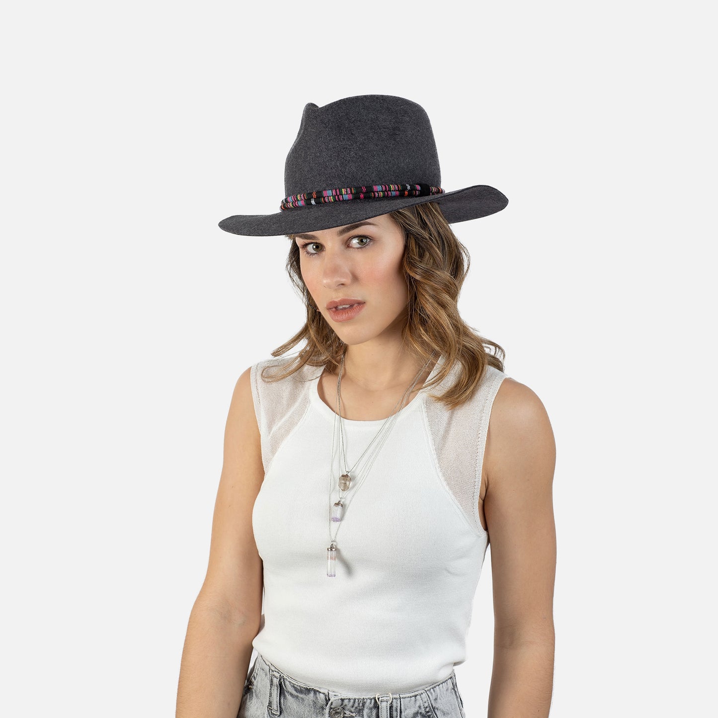 Sombrero fedora gris cinta étnica para mujer
