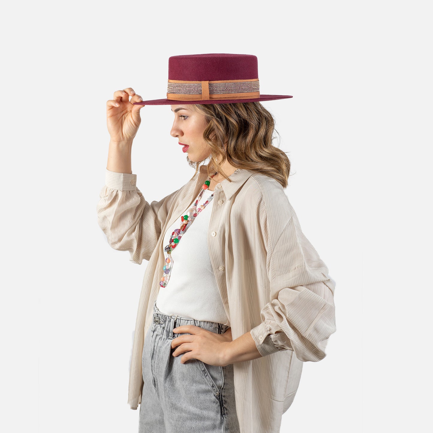 Sombrero ala plana grabado