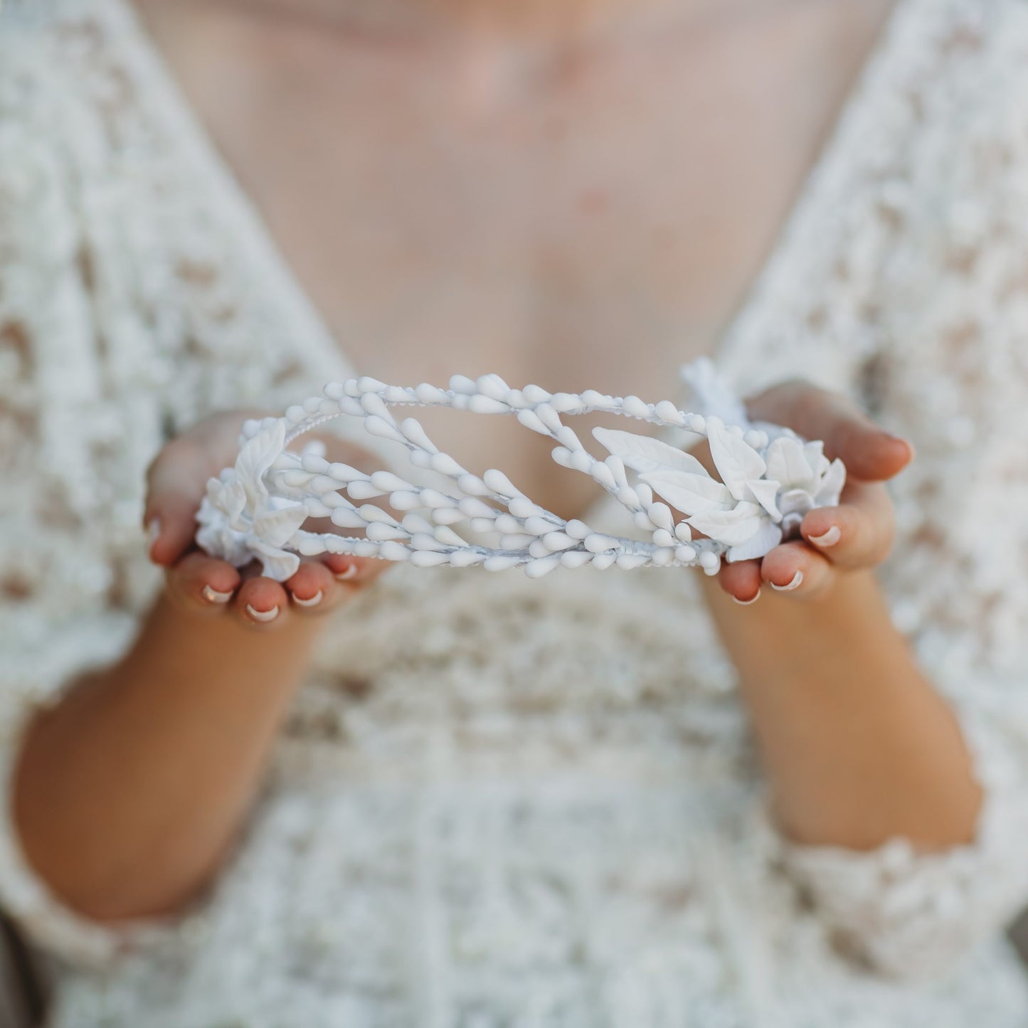 Tiara de porcelana Dafne